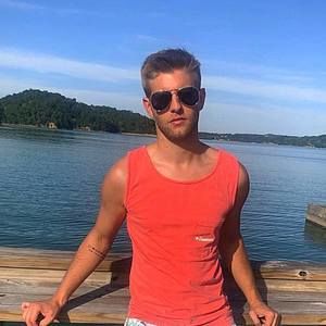 Meet your Posher, Chris